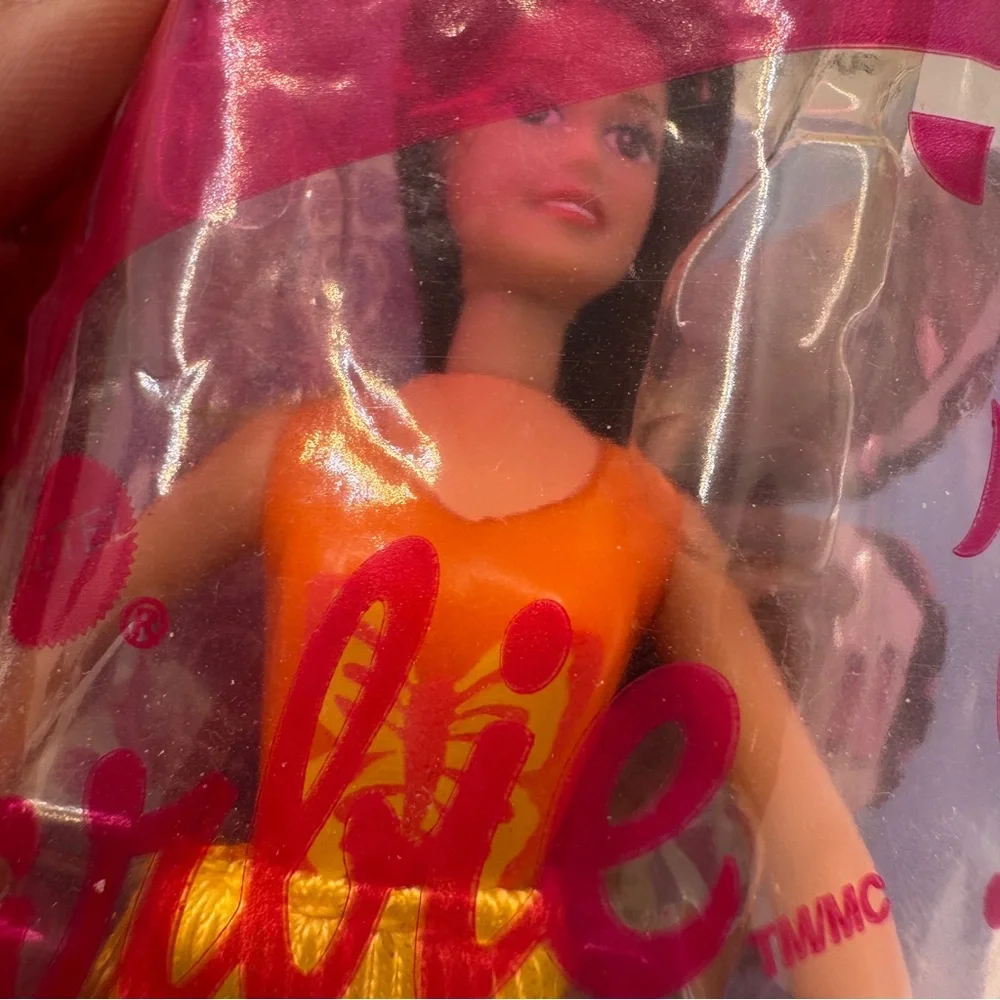 Vintage 2002 McDonalds Happy Meal Toy‎ Barbie Teresa Doll Butterfly